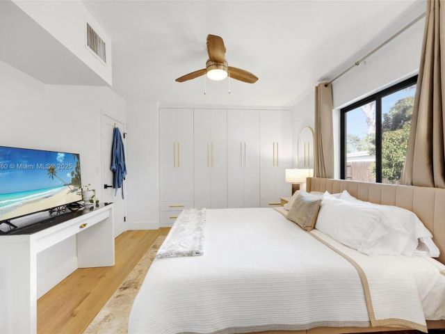 Продажа дома по адресу 1114 SW 19th St - фото 5726764