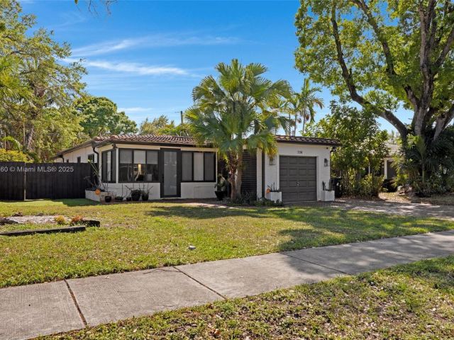 Продажа дома по адресу 1114 SW 19th St - фото 5726769