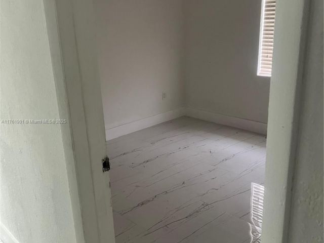 Продажа дома по адресу 20 NE 215th St - фото 5724987