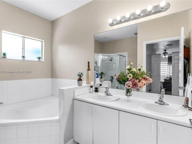 Продажа дома по адресу 14214 SW 289th Ter - фото 5924945