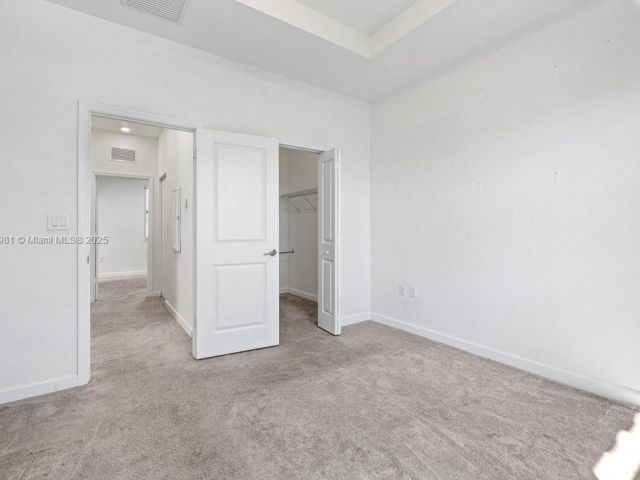 Продажа дома по адресу 11756 SW 245th Ter - фото 5739213