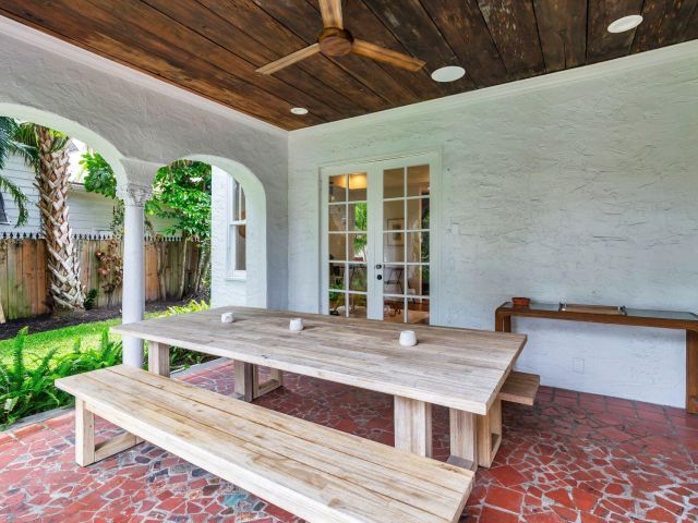 Продажа дома по адресу 306 Marlborough Place - фото 5750618