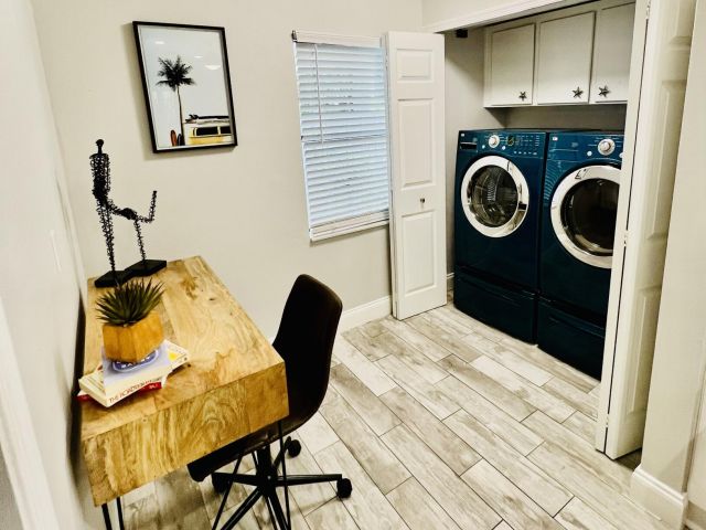 Дом в аренду по адресу 115 NE 18th Street - фото 5756940