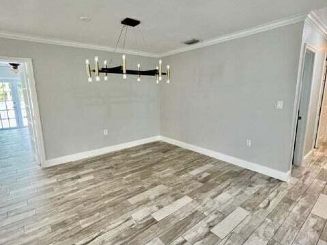 Дом в аренду по адресу 115 NE 18th Street - фото 5756952