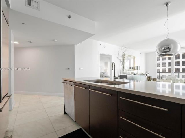 Продажа квартиры #2510 - фото 5607645