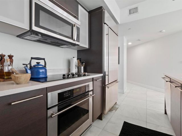 Продажа квартиры #2510 - фото 5607646