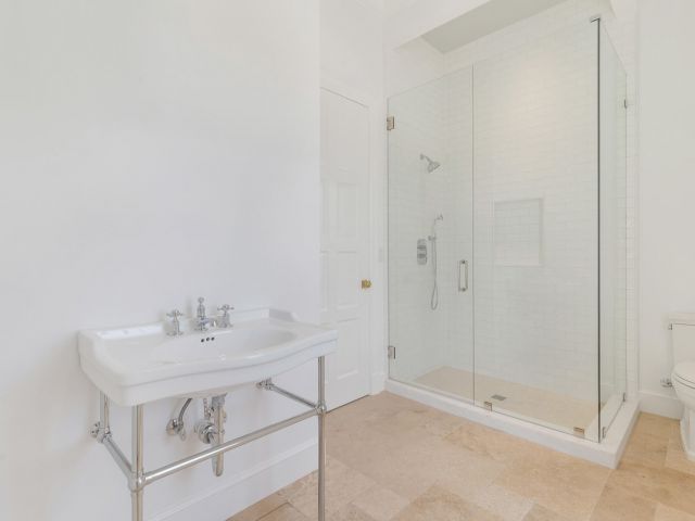 Продажа дома по адресу 205 Gray Street - фото 9024744