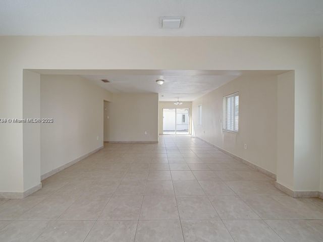 Продажа дома по адресу 442 NW 100th St - фото 6249058