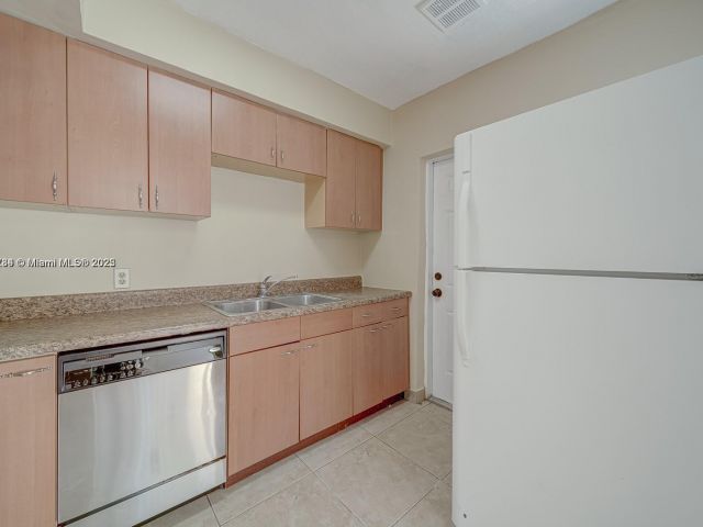 Продажа дома по адресу 442 NW 100th St - фото 6249064