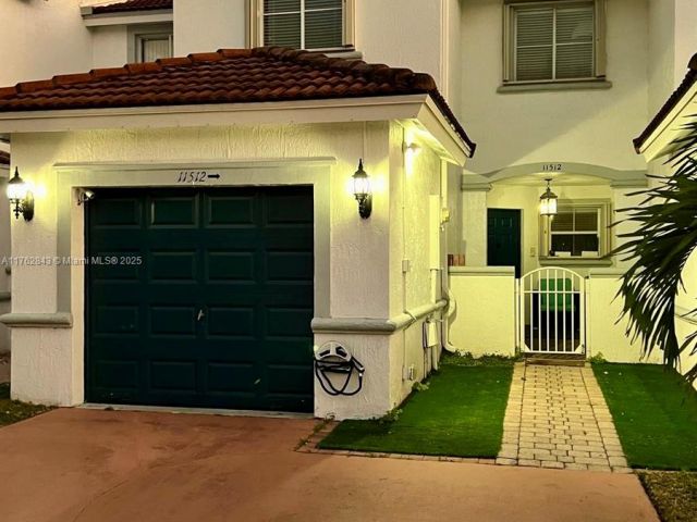 Продажа дома по адресу 11512 NW 48th Ter . - фото 5584230