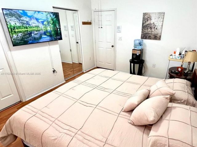 Продажа дома по адресу 11512 NW 48th Ter . - фото 5774593