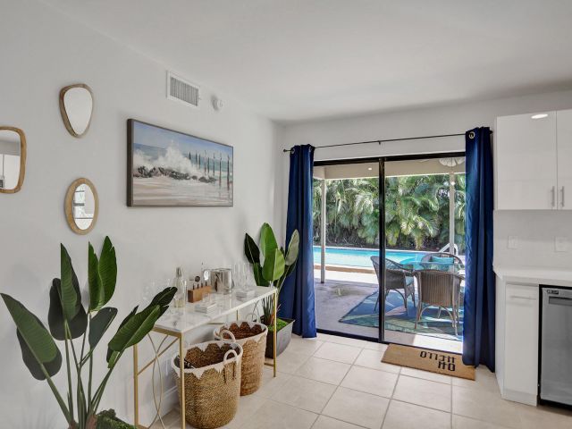 Дом в аренду по адресу 3530 Boulevard Chatelaine Boulevard - фото 5756699