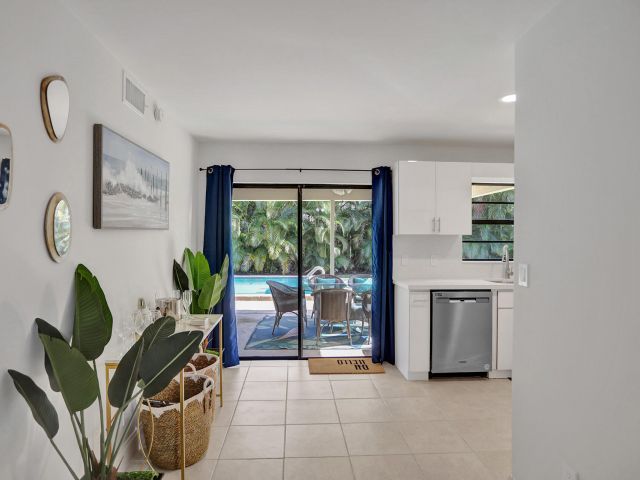 Дом в аренду по адресу 3530 Boulevard Chatelaine Boulevard - фото 5756700