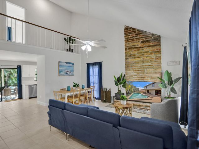 Дом в аренду по адресу 3530 Boulevard Chatelaine Boulevard - фото 5756703