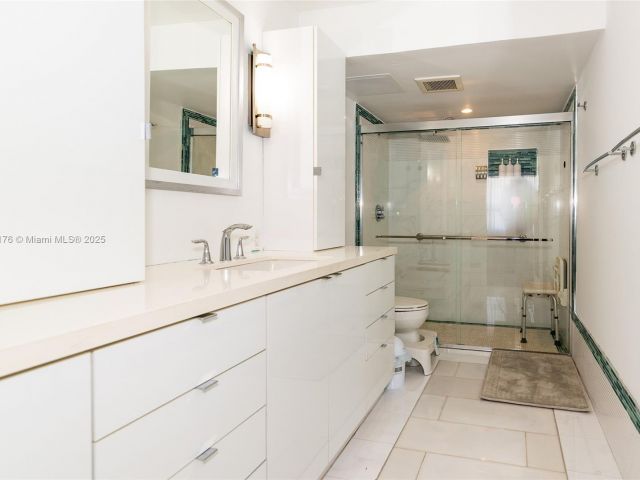 Продажа квартиры #5M - фото 5699810