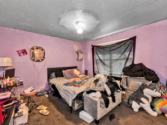 Продажа дома по адресу 2855 NW 7th St - фото 5771458