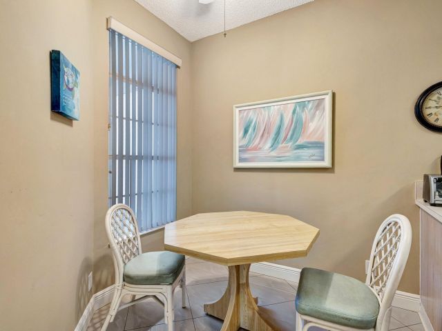 Продажа дома по адресу 7848 Mansfield Hollow Road - фото 5756094