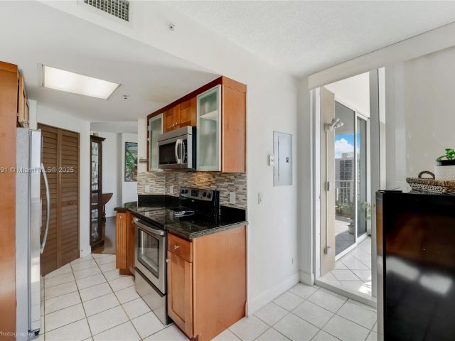 Продажа квартиры #1510 - фото 5717706