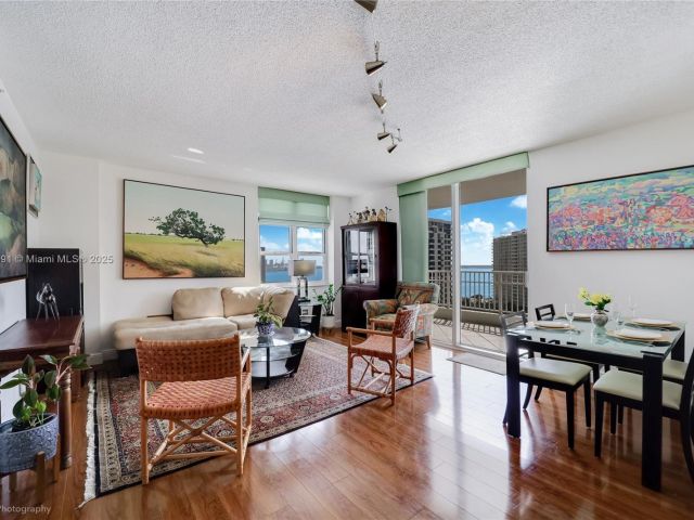 Продажа квартиры #1510 - фото 5717709