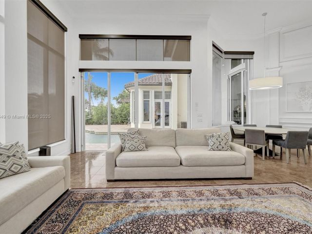 Продажа дома по адресу 17529 Middlebrook Way - фото 5588378