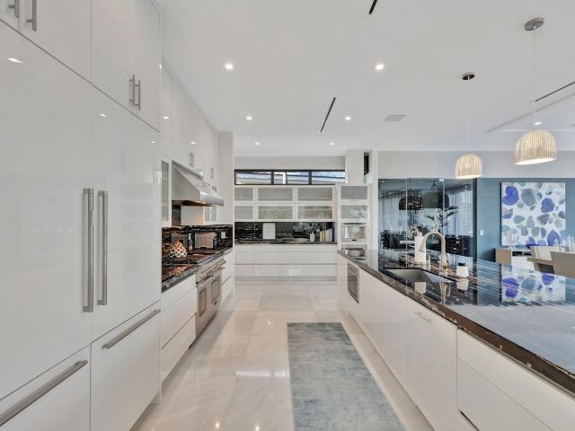 Продажа дома по адресу 2707 Sea Island Dr - фото 5802240