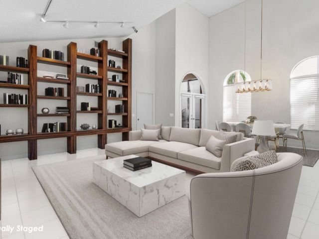 Продажа дома по адресу 6674 NW 25th Avenue - фото 5694351