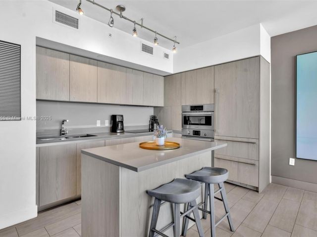 Продажа квартиры #R3106 - фото 5787241