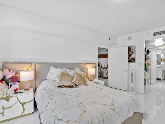 Продажа квартиры #1709 - фото 5781962