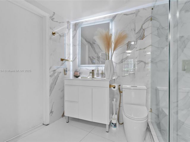 Продажа квартиры #1709 - фото 5781963