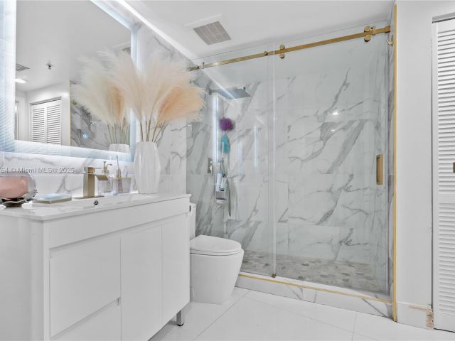 Продажа квартиры #1709 - фото 5781964