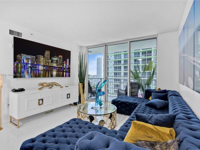 Продажа квартиры #1709 - фото 5781966