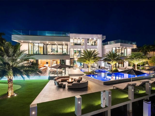 Продажа дома по адресу 501 Middle River Dr - фото 5697973