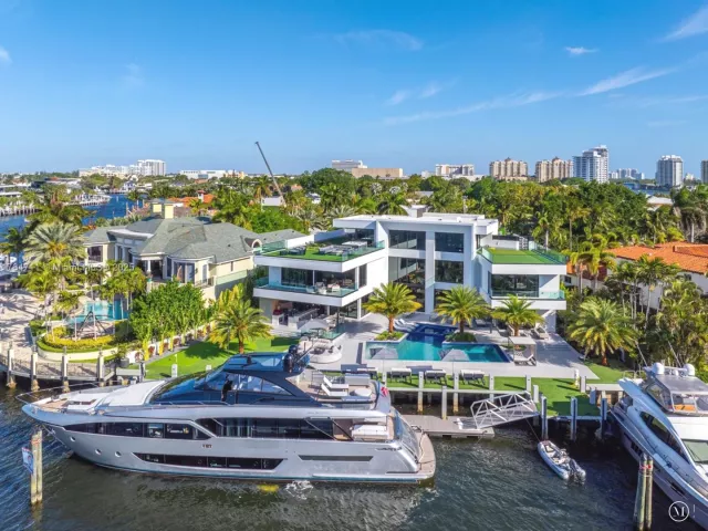 Продажа дома по адресу 501 Middle River Dr - фото 5697970