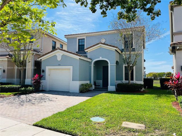 Продажа дома по адресу 616 NE 193rd St - фото 5703415