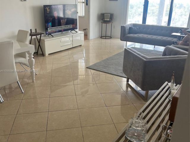 Продажа квартиры #8M - фото 5704263