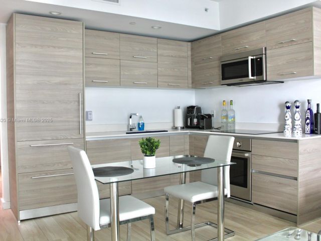 Продажа квартиры #3108 - фото 5705396