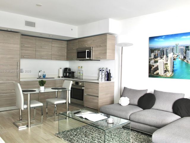 Продажа квартиры #3108 - фото 5705399