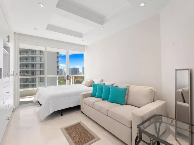 Продажа квартиры #1102 - фото 5772793