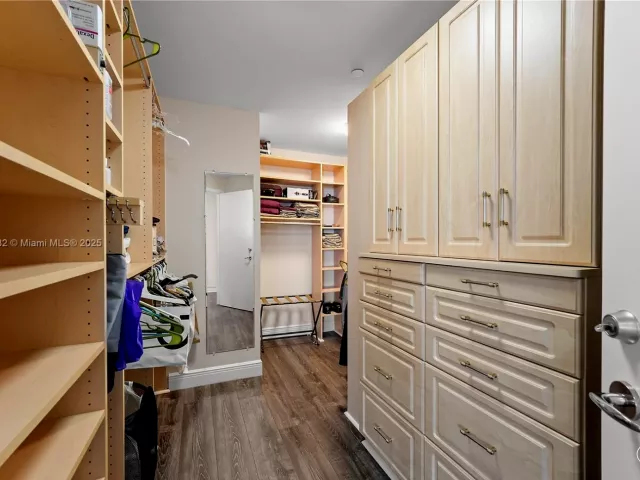 Продажа квартиры #1102 - фото 5772794