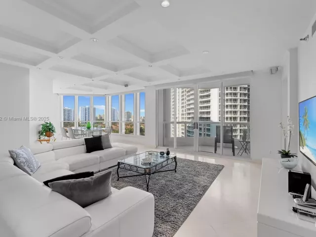 Продажа квартиры #1102 - фото 5772803