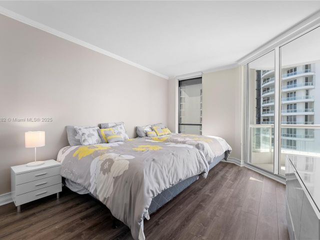 Продажа квартиры #1102 - фото 5772790