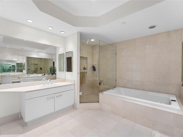 Продажа квартиры #1102 - фото 5772795