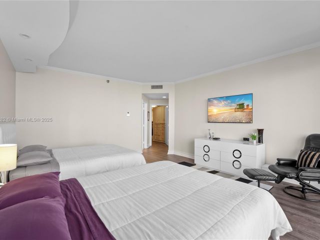 Продажа квартиры #1102 - фото 5772798