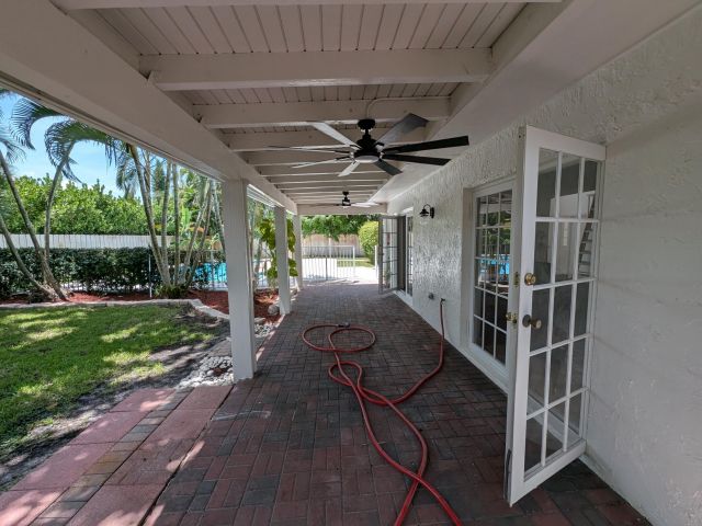Дом в аренду по адресу 3069 NW 27th Terrace - фото 6391311