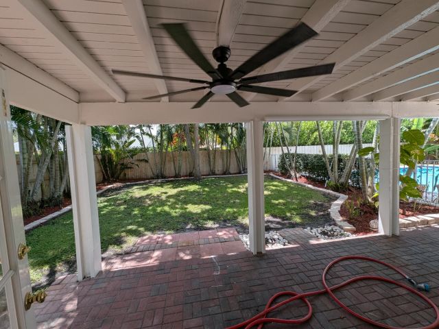 Дом в аренду по адресу 3069 NW 27th Terrace - фото 6391320