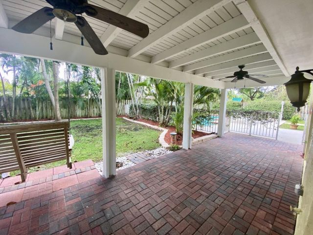 Дом в аренду по адресу 3069 NW 27th Terrace - фото 6391321