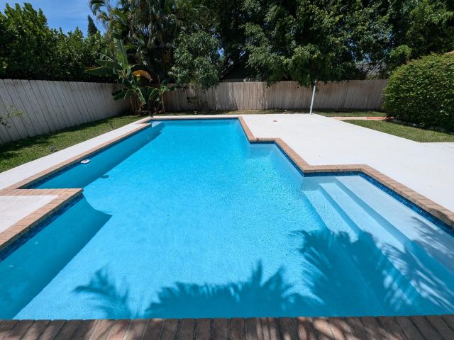 Дом в аренду по адресу 3069 NW 27th Terrace - фото 6391323