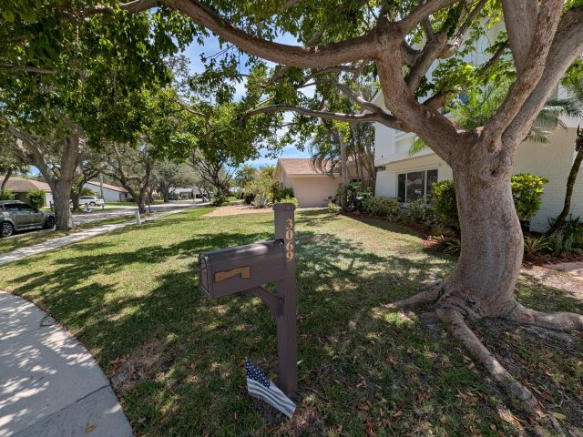 Дом в аренду по адресу 3069 NW 27th Terrace - фото 6391325