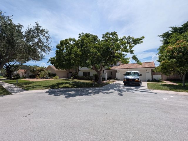 Дом в аренду по адресу 3069 NW 27th Terrace - фото 6391327