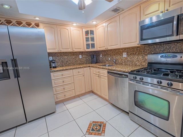 Продажа квартиры #2204 - фото 5825264